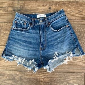 Abercrombie High Rise Mom Short